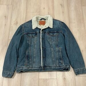 LEVI’S :: JACKET